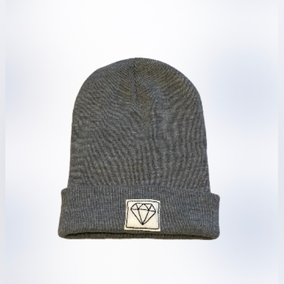 Bayside: Diamond Beanie Hat - Picture 8 of 13